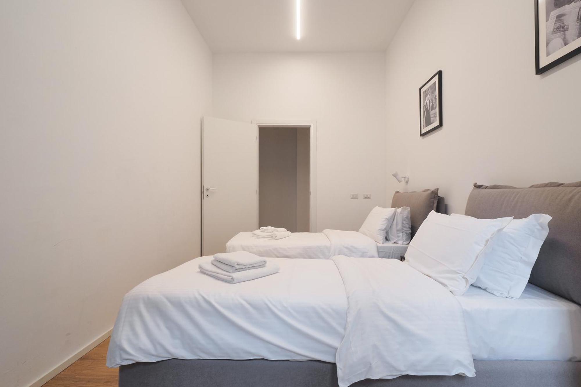 Missori Luxury Apartments Милан Экстерьер фото
